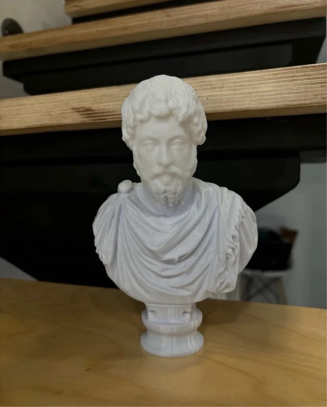 Busto clásico en resina visual FDM
